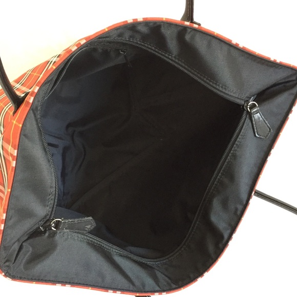 Burberry red check tote. Large - Picture 7 of 11